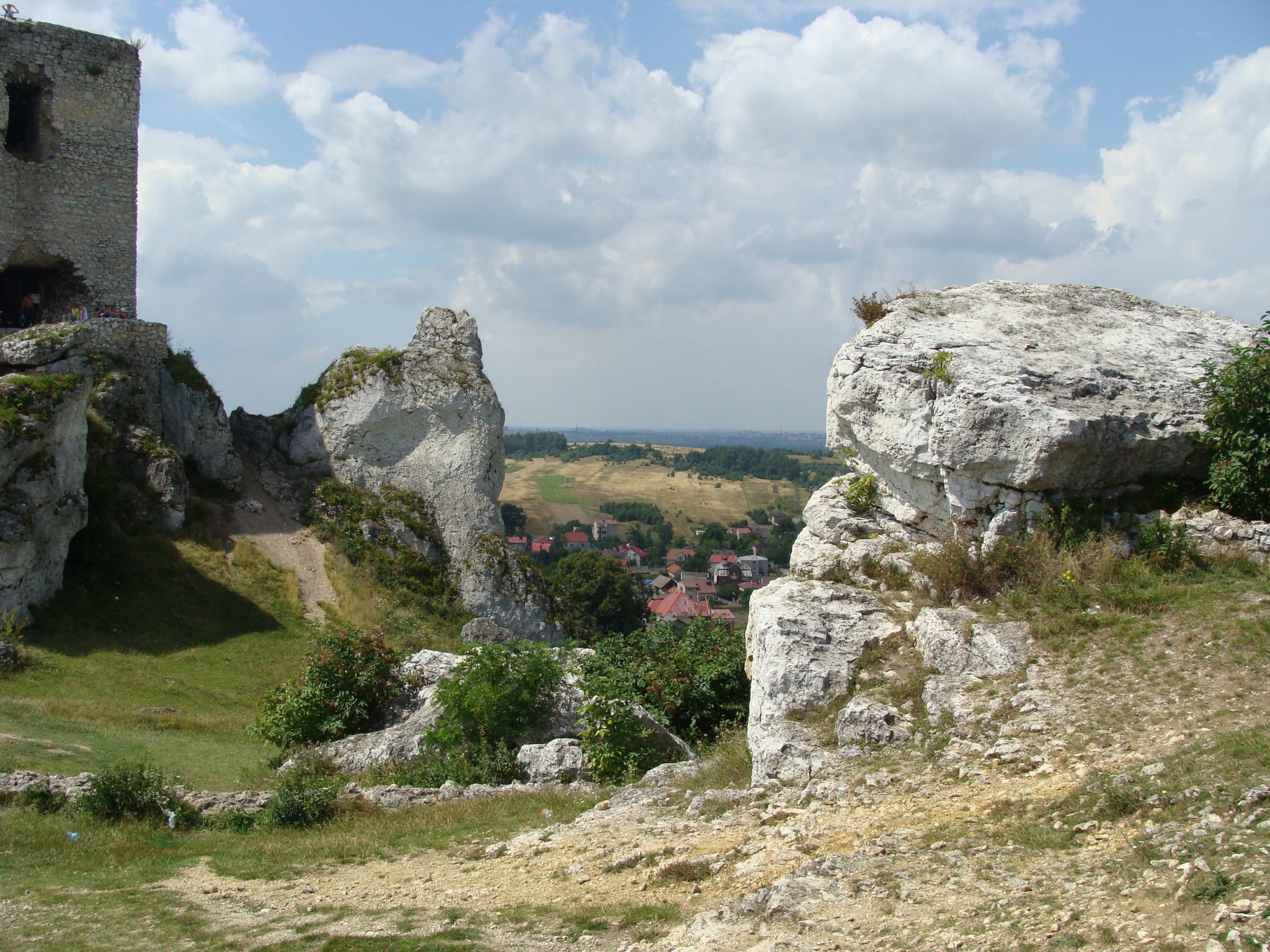 Gdzie Leży Jura Krakowsko Częstochowska Jura Krakowsko-Częstochowska. Przewodnik turystyczny